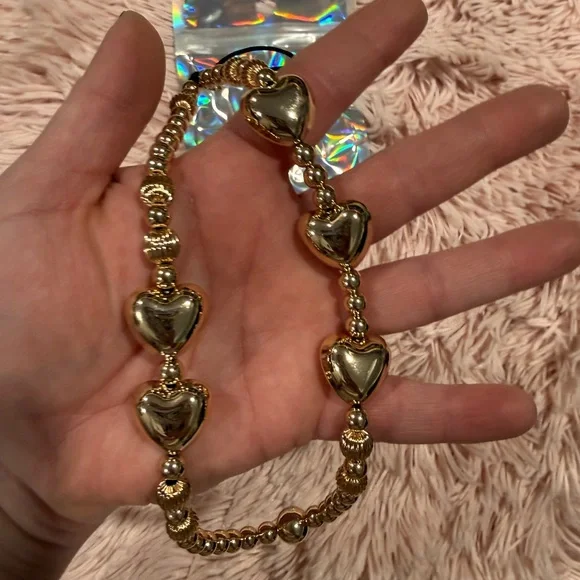 Velvet Caviar Gold Metallic Heart Phone Charm - Picture 8 of 11